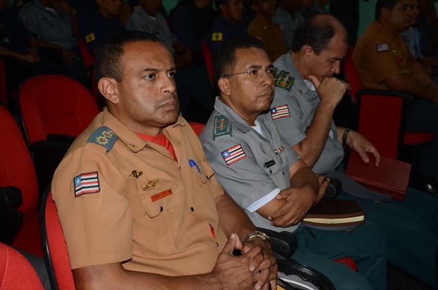 Policia Comunitaria 1