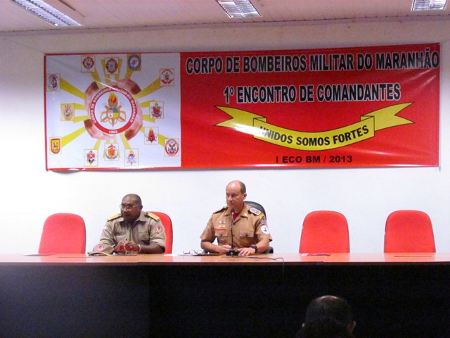 Foto 2 - encontro de comandantes