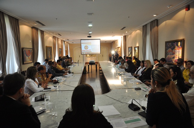 Operação Carnaval - Capa