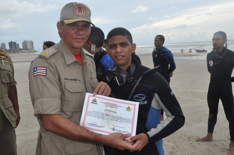 ENCERRAMENTO DO CURSO MERGULHO 10