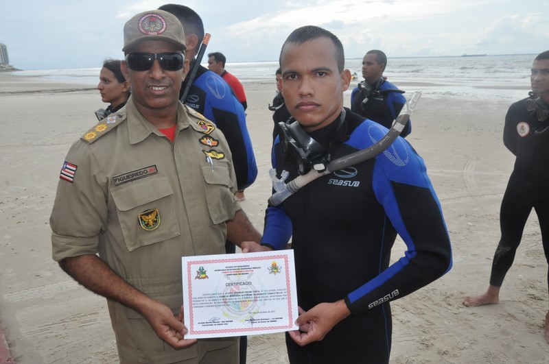 ENCERRAMENTO DO CURSO MERGULHO 9