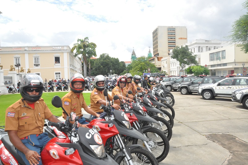 viaturas ao Corpo de Bombeiros 3