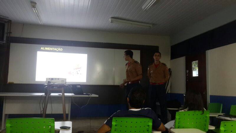 CADETES CONCLUEM MONOGRAFIA 2