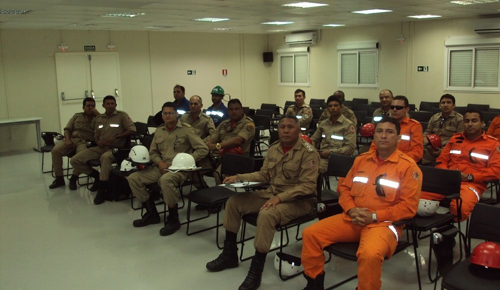 2ª CIA do Corpo de Bombeiros Militar lotados no Porto do Itaqui finalizam o 6º módulo do 1º Curso de Segurança Contra Incêndios em Instalações Industriais CSCIII – 2017 (2)