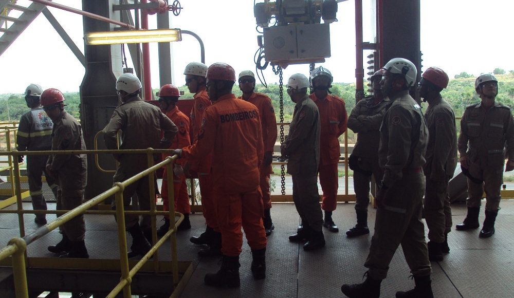 2ª CIA do Corpo de Bombeiros Militar lotados no Porto do Itaqui finalizam o 6º módulo do 1º Curso de Segurança Contra Incêndios em Instalações Industriais CSCIII – 2017 (7)