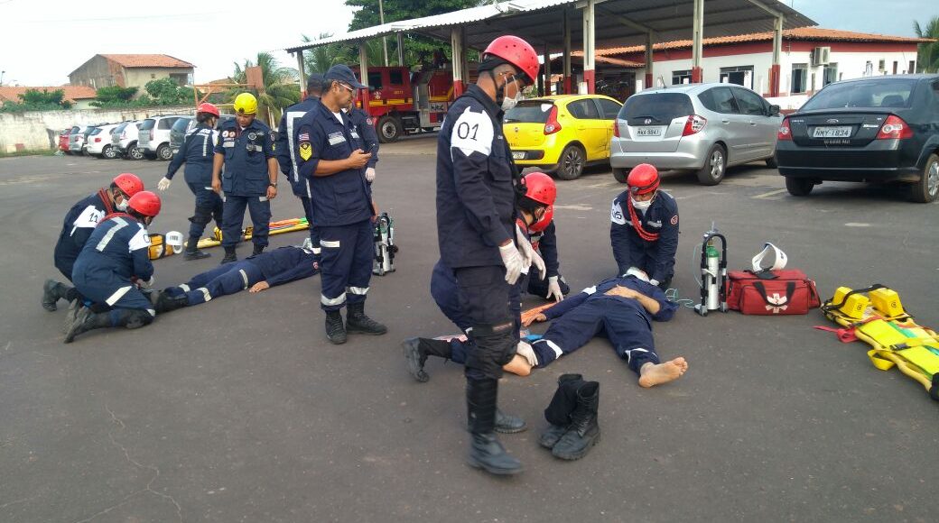Batalhão de Bombeiros de Emergência Médica realiza curso de Atendimento Pré-Hospitalar (11)