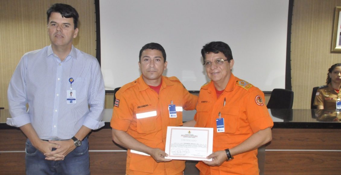 Solenidade de Encerramento do 1º Curso De Segurança Contra Incêndio Em Instalações Industriais CSCIII – 2017 (7)