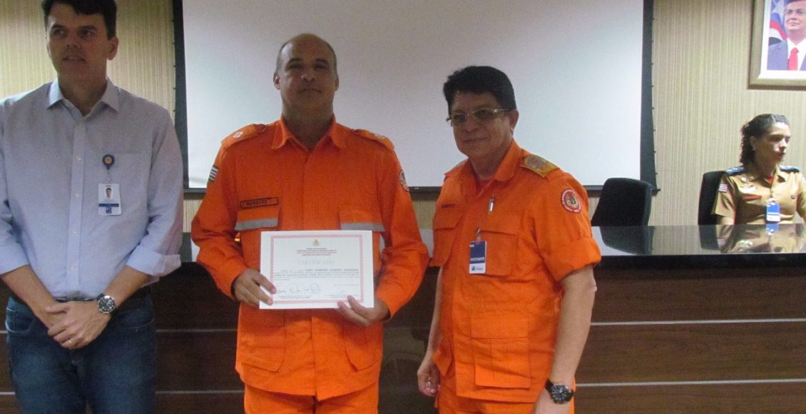 Solenidade de Encerramento do 1º Curso de Segurança Contra Incêndio em Instalações Industriais CSCIII (10)